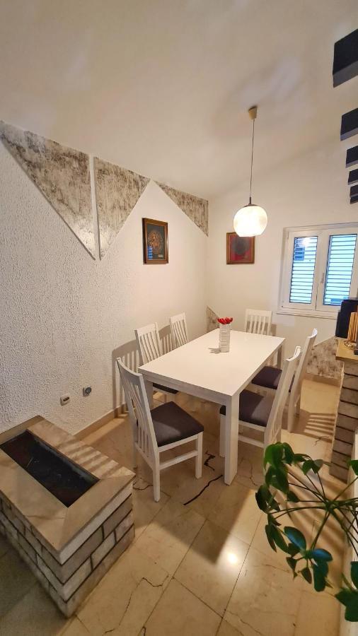 Apartment Navita Makarska Exterior photo